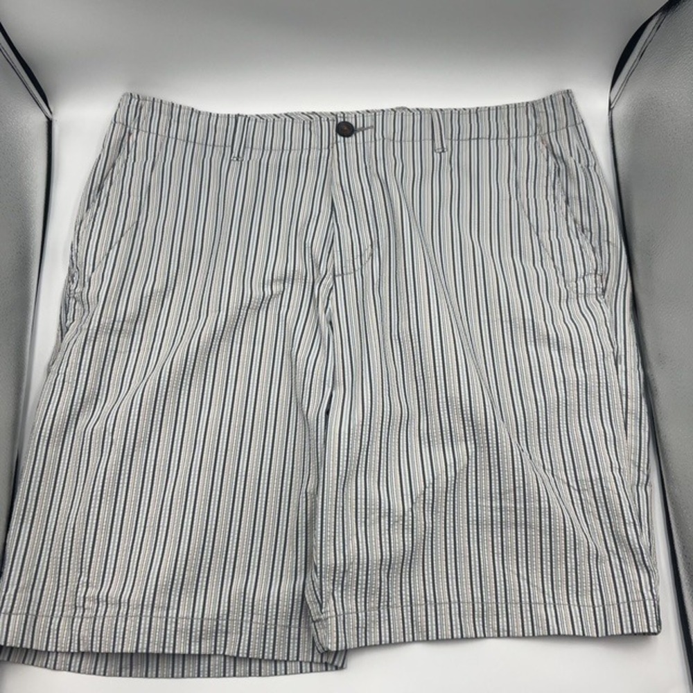 Tommy Bahama Striped Golf Shorts Flat Front Casual Activewear‎ Size 35
